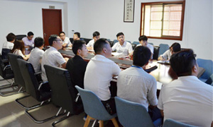 傳遞夢想 聚力前行-居然之家安徽分公司合肥北城店&ldquo;集團(tuán)總經(jīng)理培訓(xùn)轉(zhuǎn)訓(xùn)&rdquo;會(huì)議