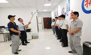 光谷店&ldquo;防盜搶、保安全&rdquo;應(yīng)急預(yù)案演練及培訓(xùn)圓滿開展